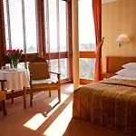 Hotel Lubicz 3*