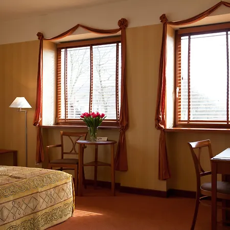 Hotel Lubicz 3*